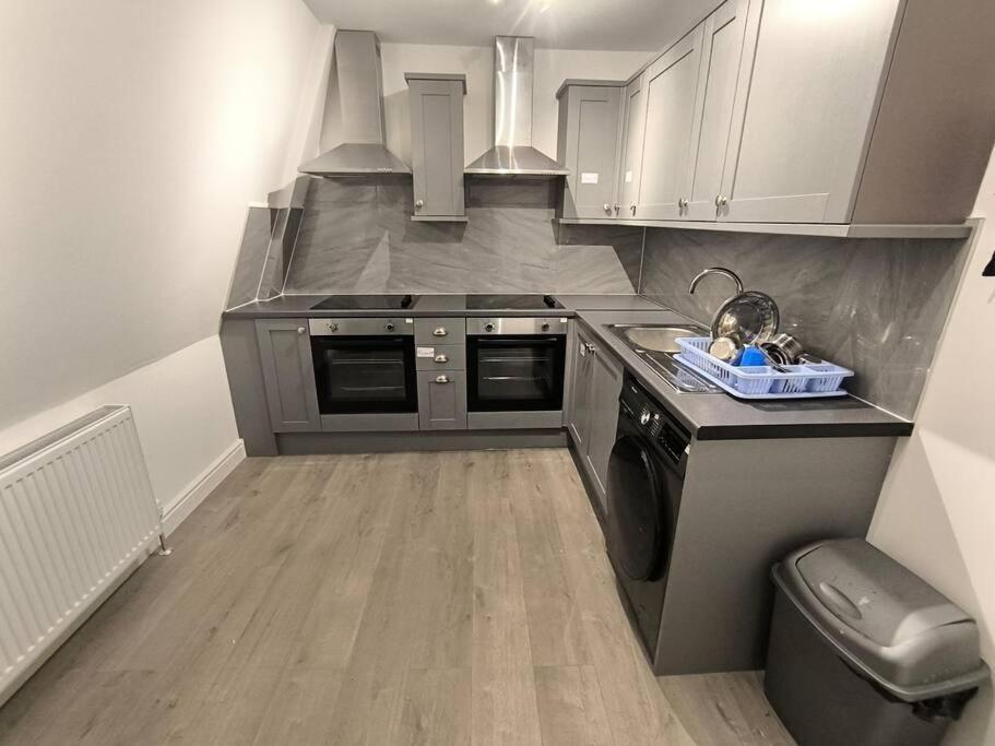 לונדון Studio Style Room, Near Tooting Broadway Station מראה חיצוני תמונה