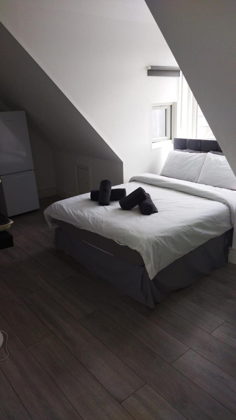 לונדון Studio Style Room, Near Tooting Broadway Station מראה חיצוני תמונה